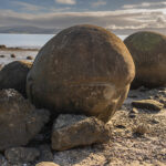 01_Spherical boulders, Koutu